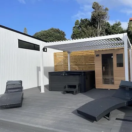 Ohope Villas With Spa,Sauna,Pool, Adults Only Exterior photo